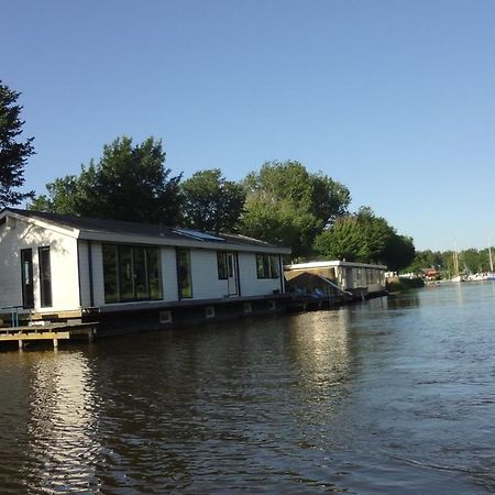 Bb De Woonboot Anna Paulowna Exterior foto